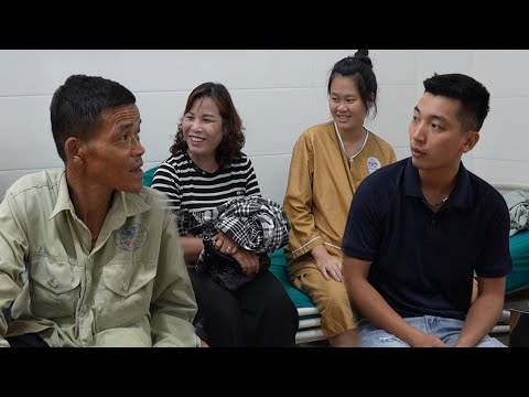 Songs and Laughter Erase the Family’s Fatigue After a Hard Day’s Work | Sung A Pao