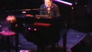 Santa Ana (solo piano) Bruce Springsteen 11/9/2005 Philly