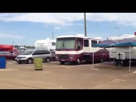 Ron White & Margo Rey in the Pit at Talledega