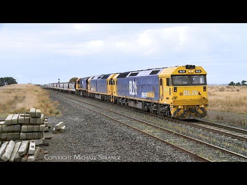7731V Pacific National Grain Train Arrives At Gheringhap For Fuel (18/4/2022) - PoathTV Railways