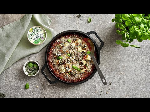 Gefüllte Zucchini Röllchen in Tomatensauce | BRESSO Pflanzlich