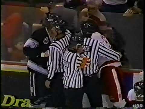 Marty McSorley vs Bob Probert (rough) - Mar 29, 1993