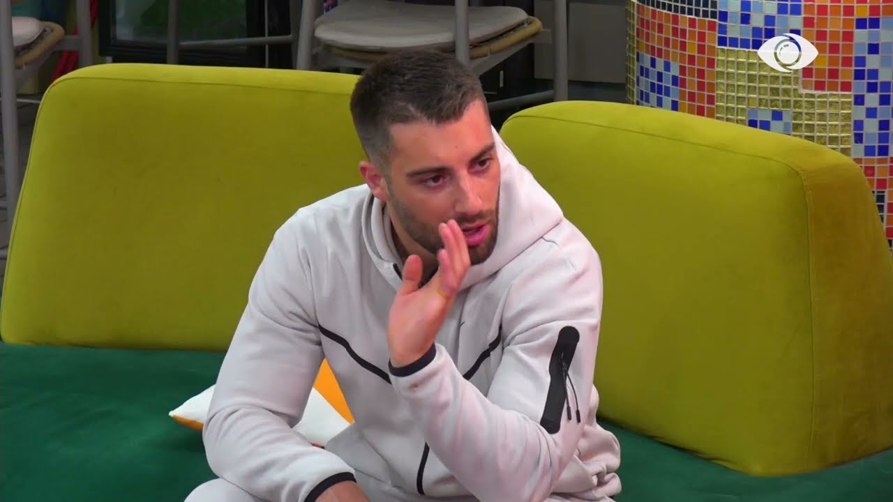 “Çfarë krize ke pasur në mendje që ke ngelur e çmendur?”/ Vijon debati mes Meritonit dhe Eglës