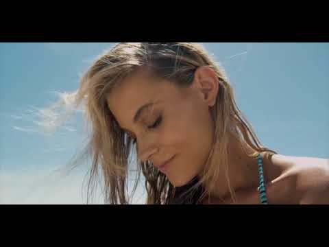 download lagu mp3 mp4 Coldplay Adventure Of A Lifetime Chillout Remix, download lagu Coldplay Adventure Of A Lifetime Chillout Remix gratis, unduh video klip Coldplay Adventure Of A Lifetime Chillout Remix