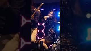Download lagu aksi panggungnya ayu Ting Ting the best mp3