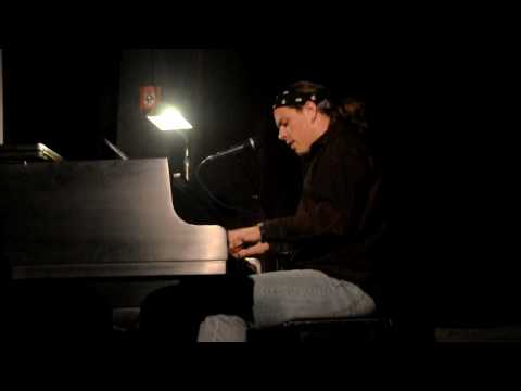 10 White Horse_17724.AVI
