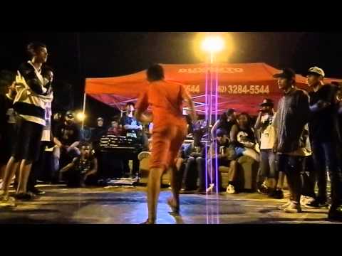 True Floor 2013 - Top 32 - Nikolas ( Hot Spin ) vs Metahumano ( Power Monster )