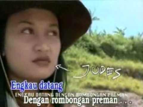 Padhyangan 6 - Tenda biruku