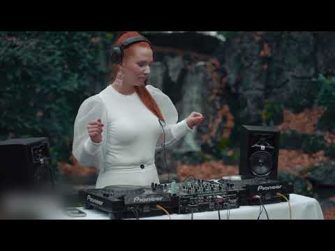 DJ Christina - Video 5