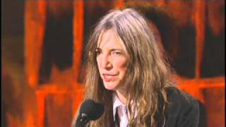 Patti Smith accepts award Rock and Roll Hall of Fame Inductions 2007