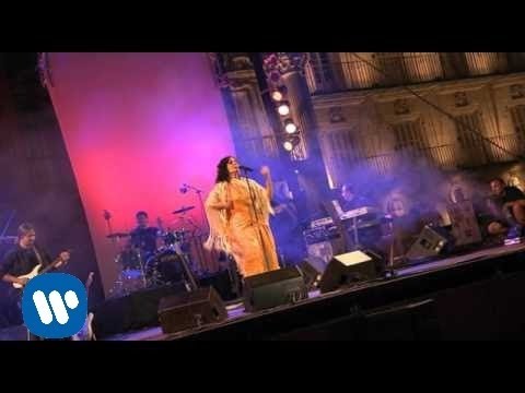 Diana Navarro - No te olvides de mi (Salamanca 05)
