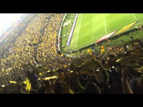 "FINAL DE TIGRES V.S PUMAS 2015 , RECIBIMIENTOðŸ’™ðŸ’›" Barra: Libres y Lokos • Club: Tigres • País: México