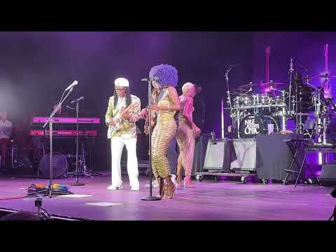 Nile Rodgers & Chic - Lost in music (Sister Sledge) Cannes (F) 23/07/2024