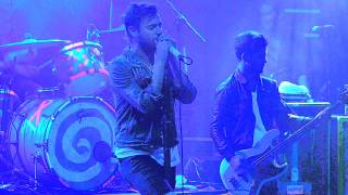 Kids In Glass Houses-Fire