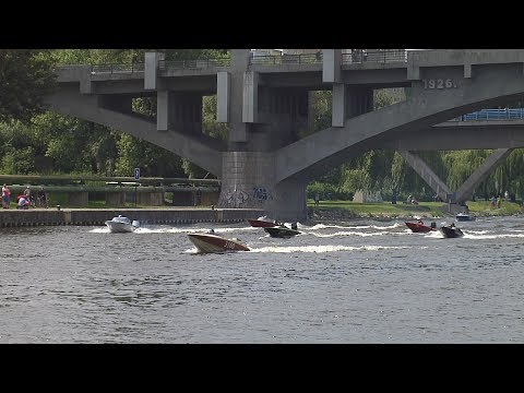 Kralupy TV: Závody motorových člunů - Kralupská míle - Dny Kralup 2017 (10. 6. 2017)