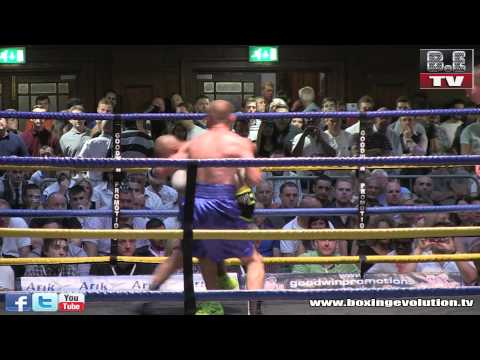 Mustard Mike pro debut