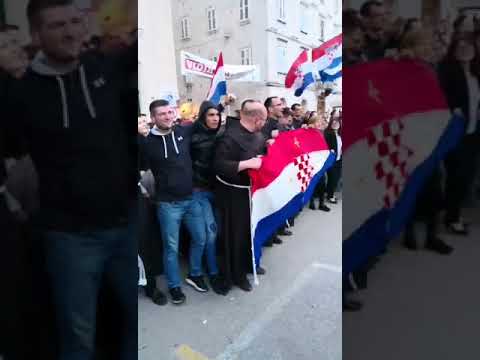 Fratri pjevaju 'Bili cvitak'