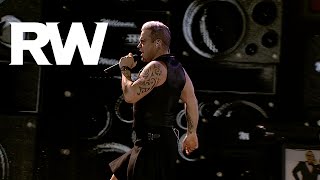 Robbie Williams | We Will Rock You / I Love Rock &#39;n&#39; Roll | LMEY Tour 2015