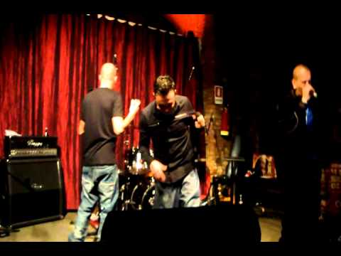 Psico&Ortiz Feat.TORMENTO @Caffè del Progresso@ 16/12/2011 SAY GOODBYE