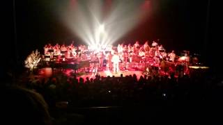 Snarky Puppy - The Curtain,  live with 'het Metropole orkest'