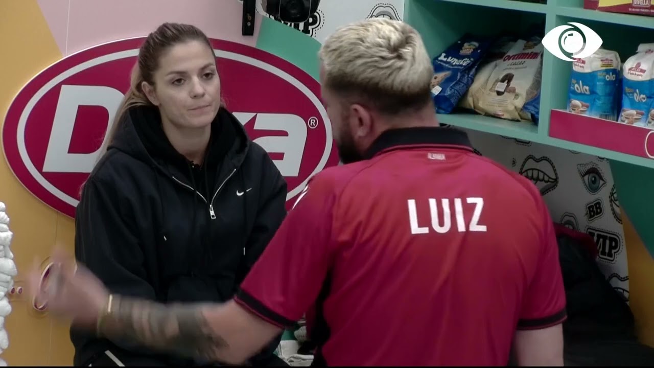 Plani i Luizit me Nitën në lavanderi