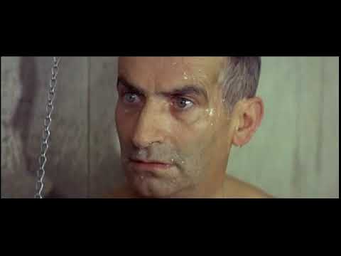 Louis de Funès - Le Corniaud - Scène de la douche