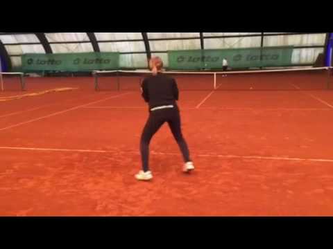 Sashka Oliynykova, the world's first crowdfunded tennis player