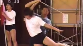 博多女子高校バトン部　厳しく練習　ブルマー　昭和〜平成初期