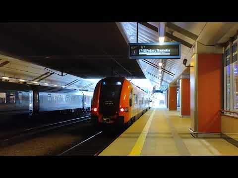 EN64-004 odjeżdża ze stacji Kraków Główny w kierunku Podborów Skawińskich