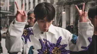 Download lagu ♫⋆｡♪ ₊˚♬ﾟj-hope ‘Sweet Dreams (feat. Miguel)’ sped up ♫⋆｡♪ ₊˚♬ﾟ. mp3