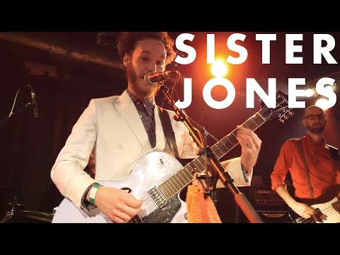 Sister Jones - Love Is A Monster [live @ STWST Linz]