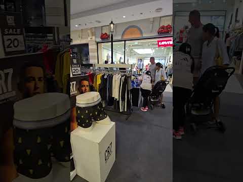 Amazing SALE now in terminal 21 Pattaya, Thailand. حراجی خیلی خوب الان در مرکز خرید ترمینال 21