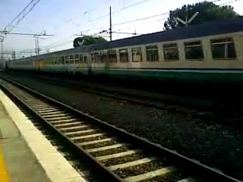 IC 522 Napoli C.le.-Sestri Levante(e402a 137)