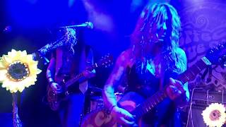 Perfect Blue Sky - Live &#39;Gospel of the wave&#39;