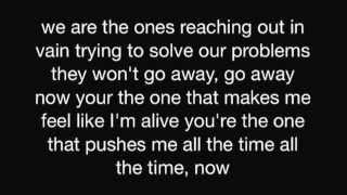 Korn~spikes in my veins lyrics