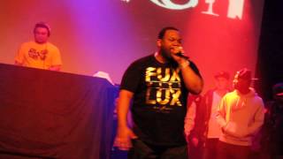 RAEKWON-&quot;Heaven And Hell&quot;(Live In Toronto Mar/20/2013)