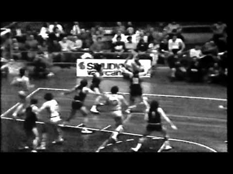 Mobilgirgi Varese-Sinudyne Bologna, il primo scudetto dell’era playoff