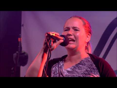 Oi mis lõbu on ilmas - Kentukid (Kihnu Merepidu 2017)