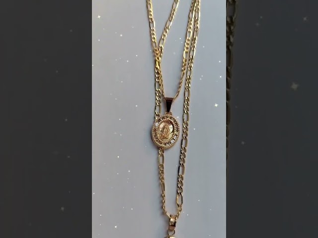 Vídeo relacionado con GoldChic Colgante Oro Milagrosa Collar Virgen de Oro enchapado