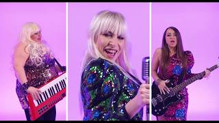 Ringrazia Che Sono Una Signora Music Video