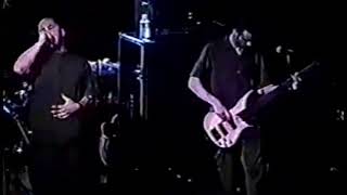 Staind - A Flat/Mudshovel (Live in New York 3-24-1999)