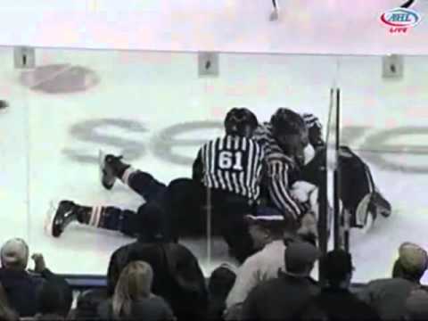 Geoff Walker vs Chris Durno