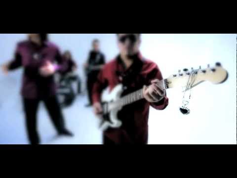 QV _ QuoVadis "Me sigo enamorando" Videoclip oficial