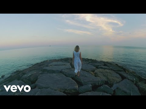 Delta V - Domeniche di agosto