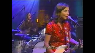 Cake Like - Lorraine&#39;s Car (live Conan 1997)