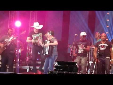 Conrado e Aleksandro - Só Se For Gelada - O Grande Encontro Maringá 19/10/2013