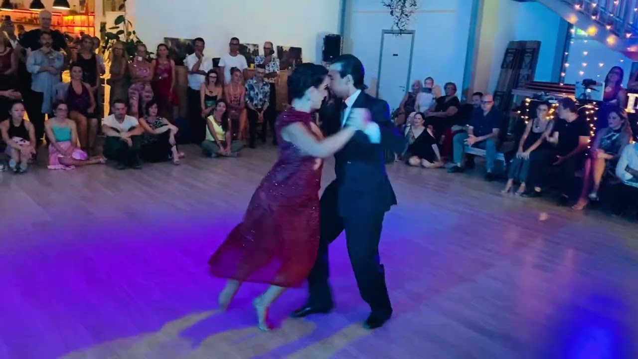 Gioia Abballe y Simone Facchini - El Aeroplano - Orquesta Juan D'Arienzo