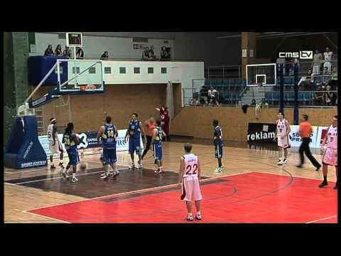 Basketbal Tuři vs. Sluneta Ústí n. L. 1.10.2011