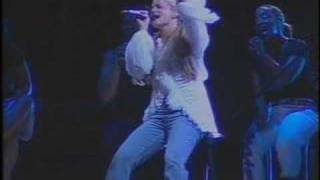 Jessica Simpson LIVE - I Believe I Can Fly