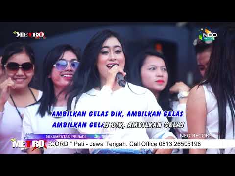 download lagu mp3 mp4 Mona Lisa Cafe, download mp3 Mona Lisa Cafe free downloadn, video klip Mona Lisa Cafe